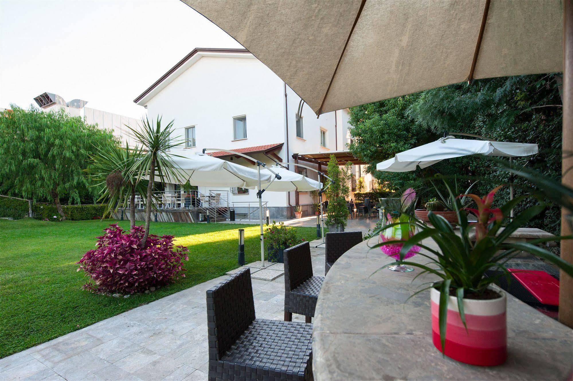 Villa Maria Cristina Caserta Exterior foto
